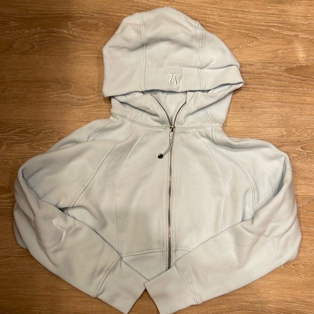 Lululemon pale blue cropped sweatshirt